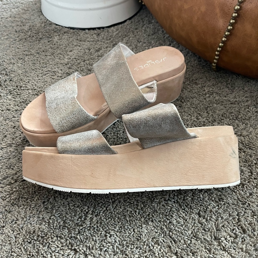 J/SLIDES NYC Platform Sandals Beige & Sparkly Size 8.5